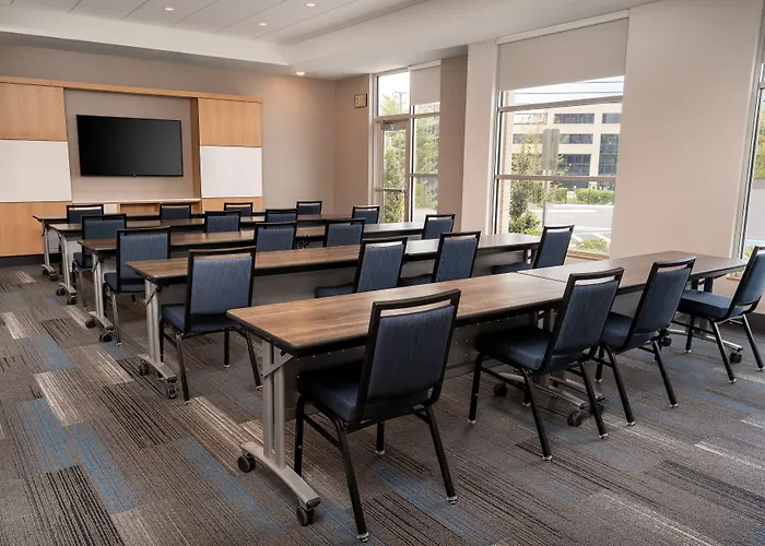 Hyatt House Nashville AirportAirport Hotel